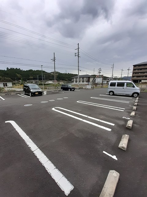 14/20 駐車場