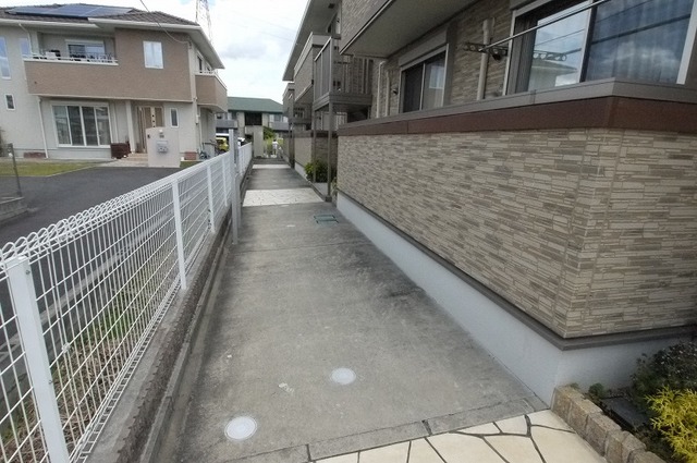 13/20 エントランス