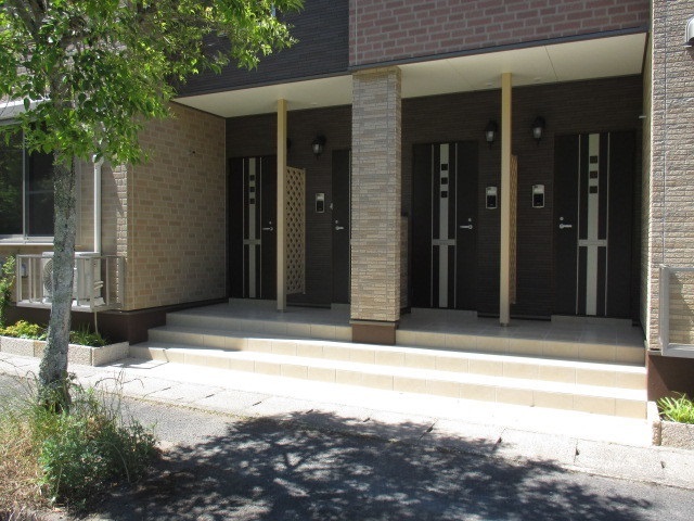 13/20 エントランス