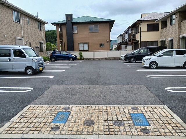 14/20 エントランス