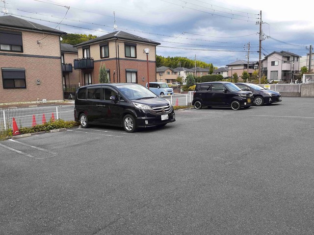 14/20 駐車場
