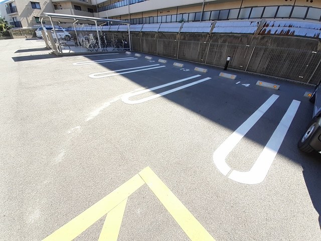 14/20 駐車場