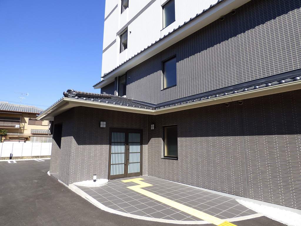 13/20 エントランス