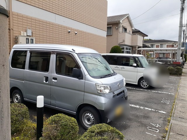 22/28 駐車場