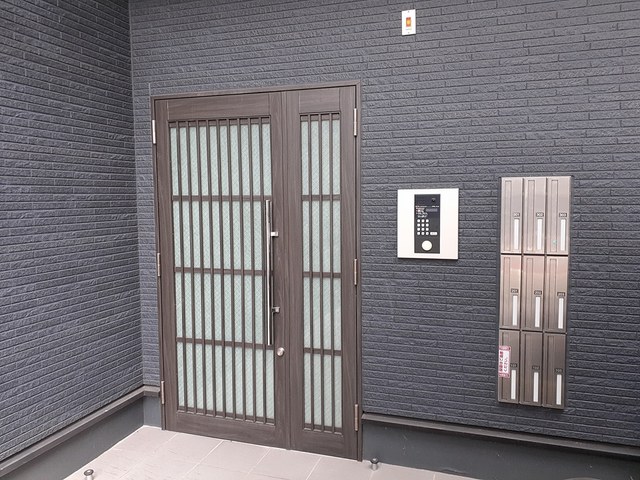 13/20 エントランス