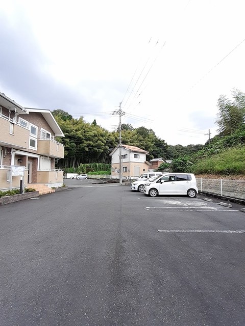 14/20 駐車場