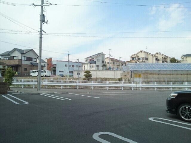20/23 駐車場