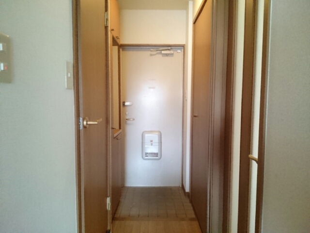 5/20 玄関