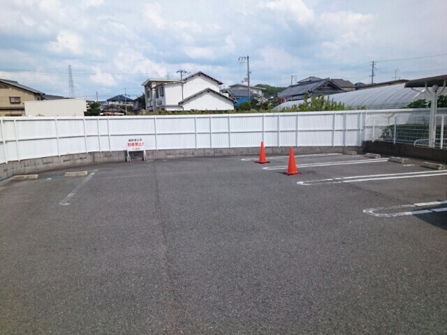 20/25 駐車場