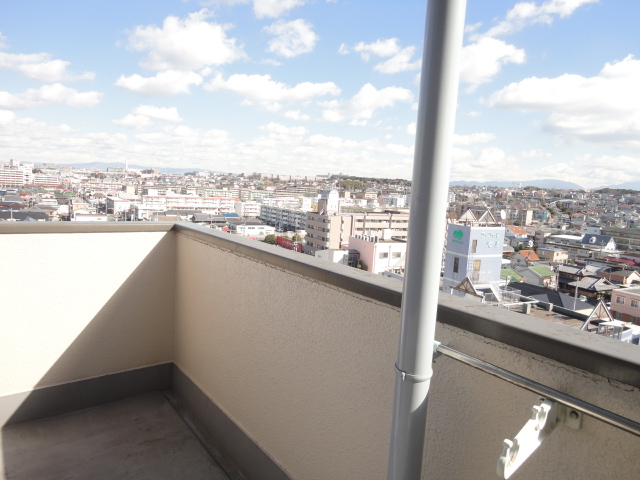 14/28 バルコニー