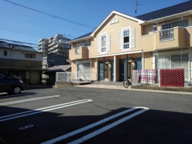 17/23 駐車場
