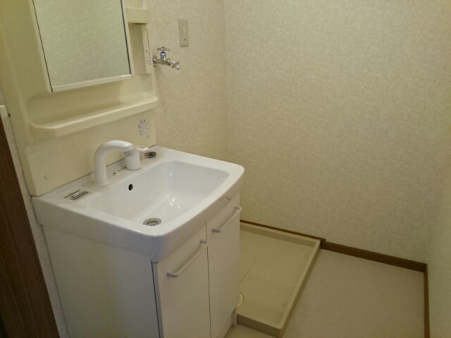 13/23 洗面