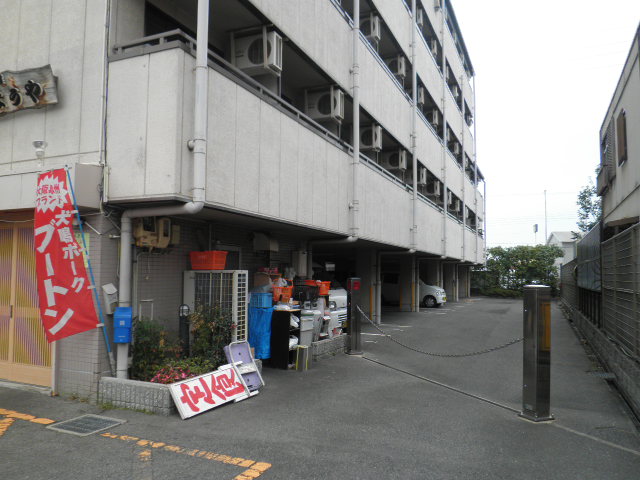 14/20 エントランス