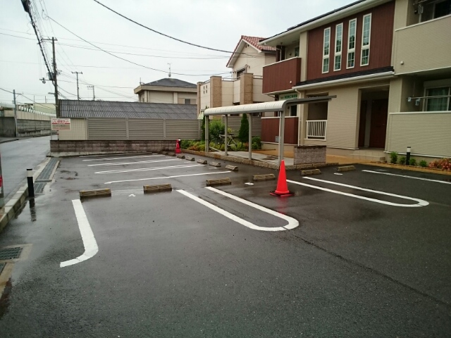 2/5 駐車場