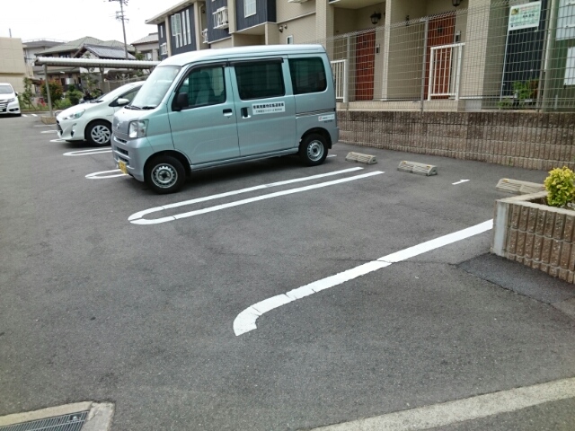 14/20 駐車場