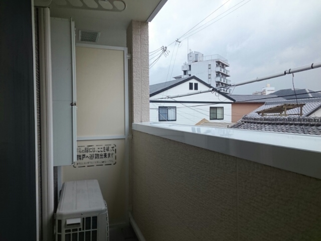 18/26 バルコニー