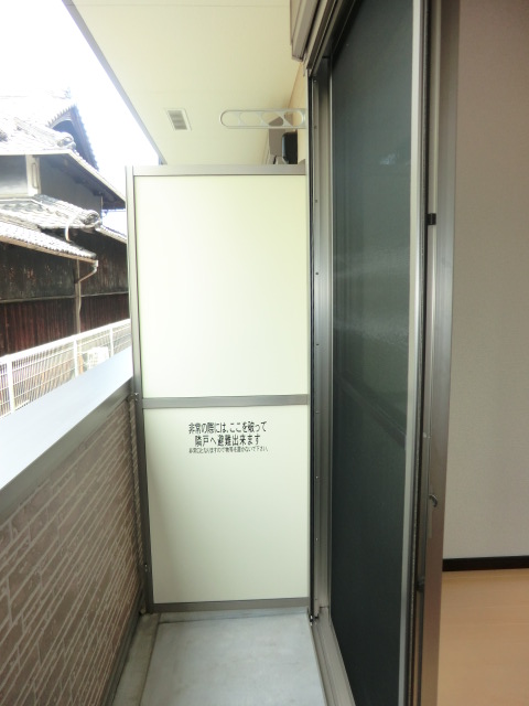 17/28 バルコニー