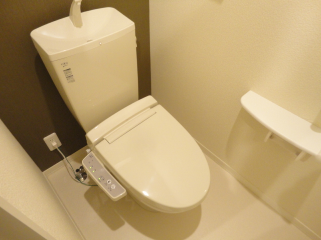 16/27 トイレ
