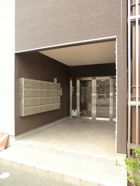 2/6 エントランス