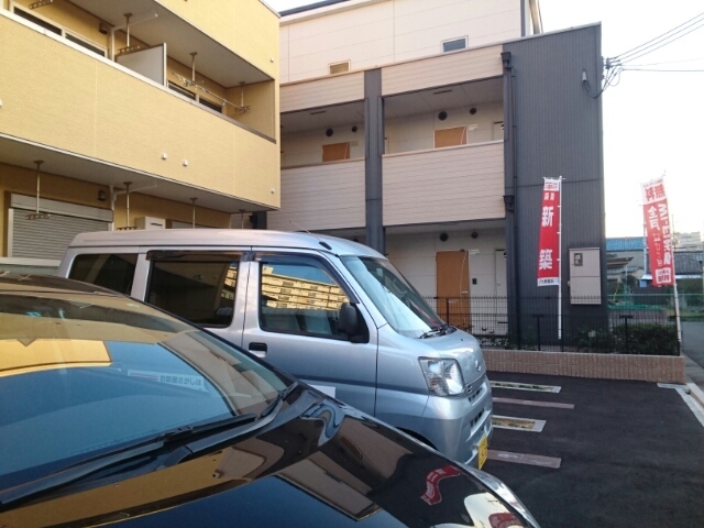 14/20 駐車場