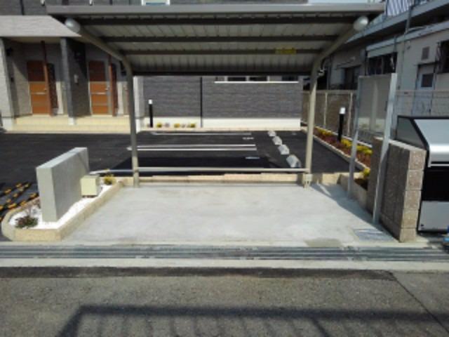 13/20 エントランス