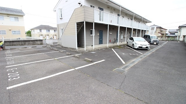 14/20 駐車場