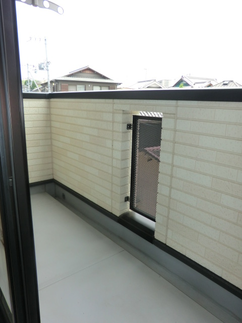 14/28 バルコニー