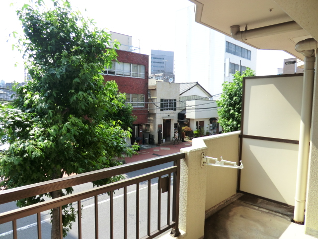 17/23 バルコニー