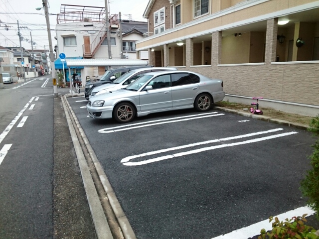 2/8 駐車場