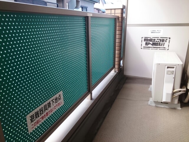 15/23 バルコニー