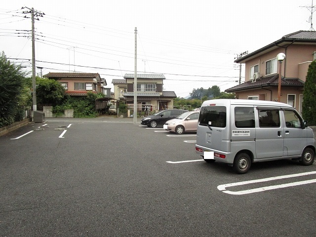 14/20 駐車場