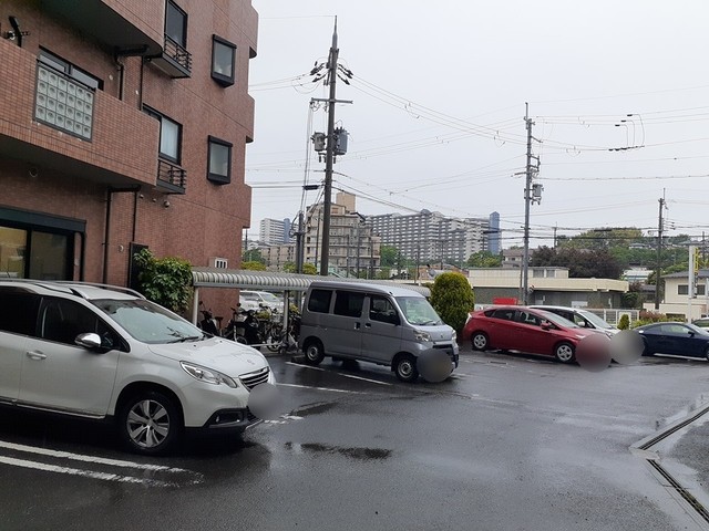 14/20 駐車場