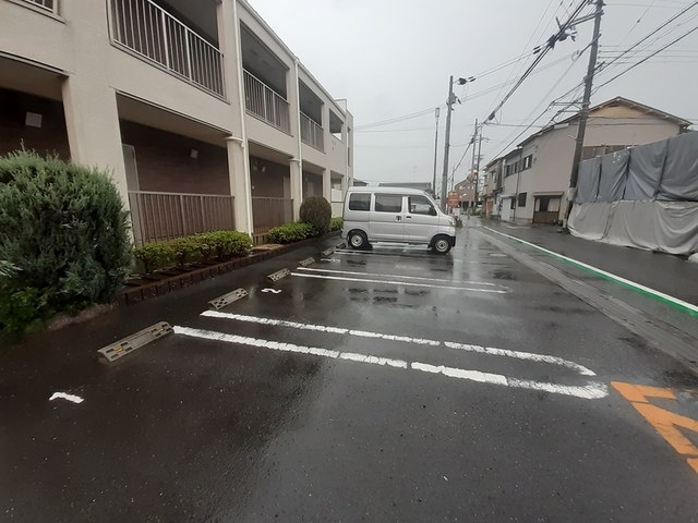14/20 駐車場