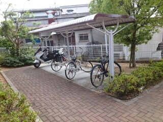 13/20 エントランス