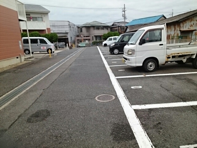14/20 駐車場