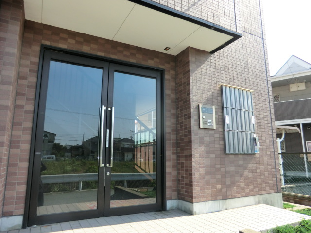 20/28 エントランス