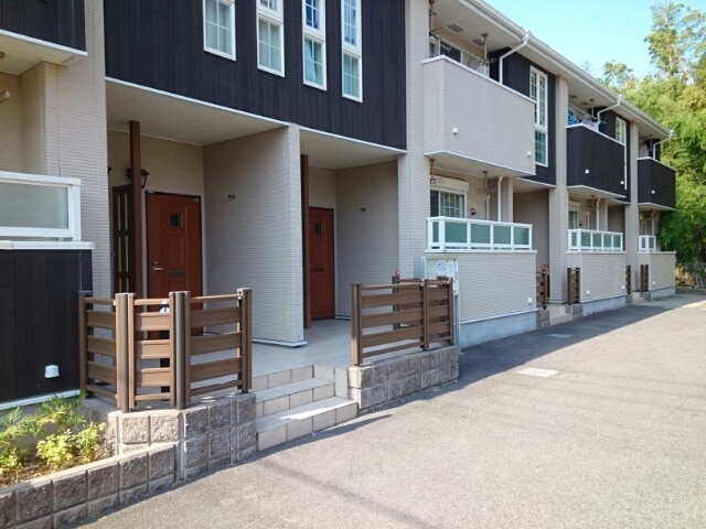 13/20 エントランス