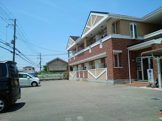 14/20 駐車場
