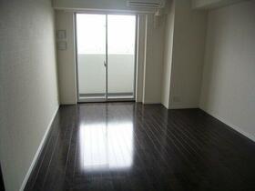 3/7 リビング/ダイニング