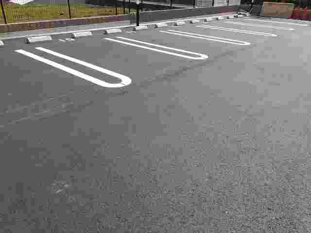 14/20 駐車場