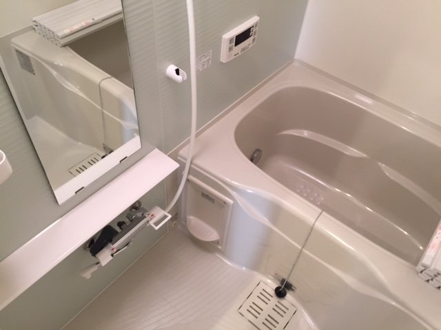 15/23 浴室
