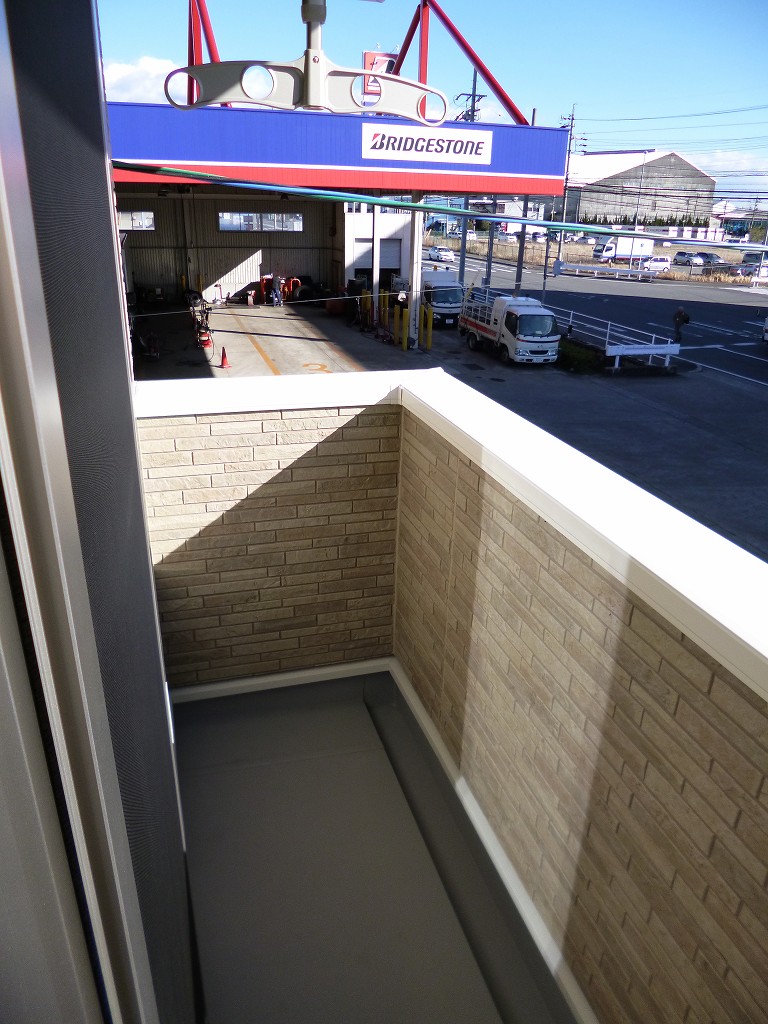 13/22 バルコニー