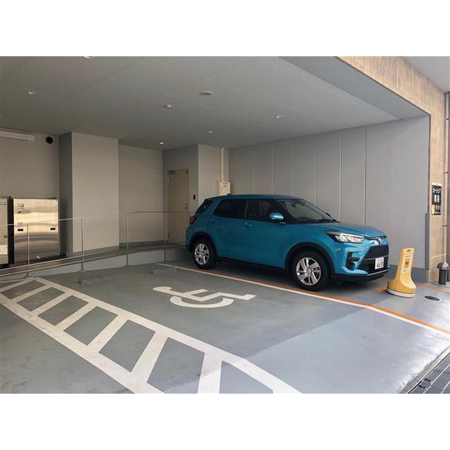 20/28 駐車場