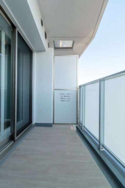 13/23 バルコニー