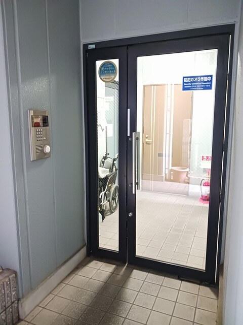 2/8 エントランス