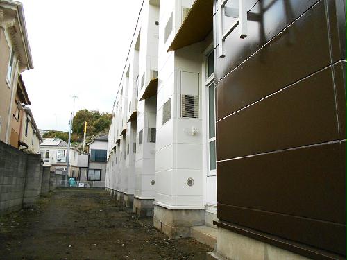 13/14 エントランス