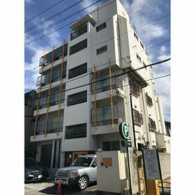 14/14 エントランス