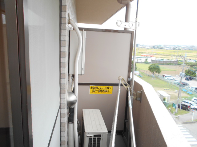 19/26 バルコニー