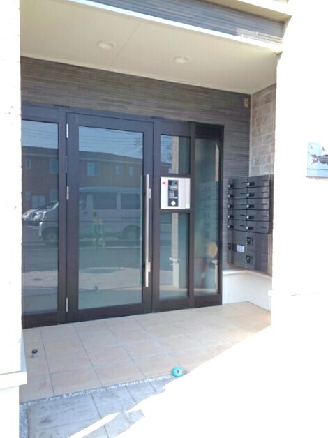 14/20 エントランス