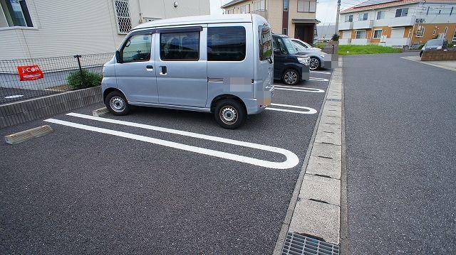14/20 駐車場
